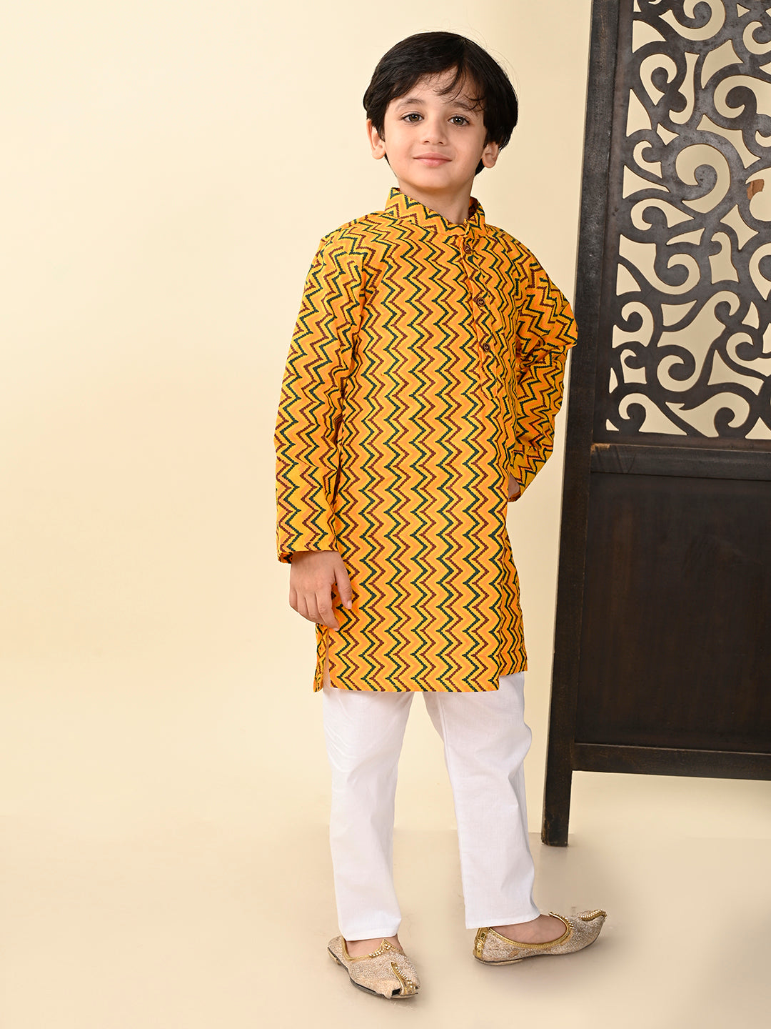 kurta-pyjama-yellow