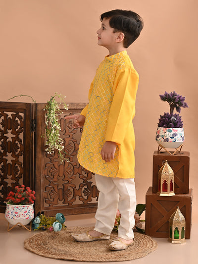 kurta-pyjama-yellow