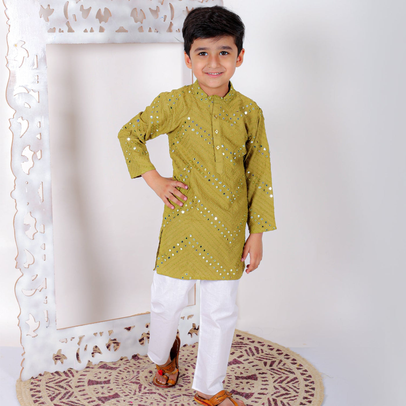 kurta-pyjama-mehandi-green