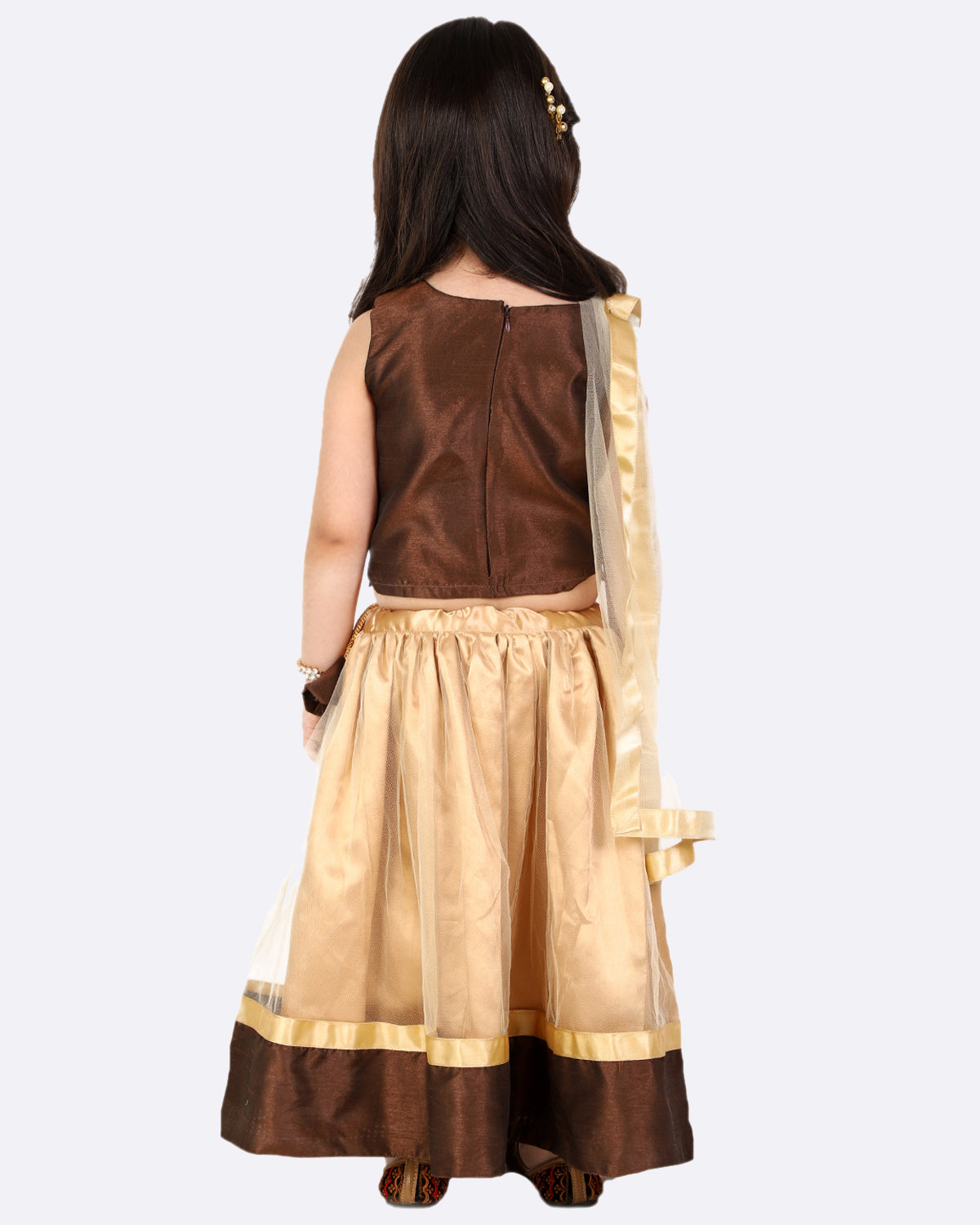 Girls Patch Embroidered Lehnga Choli Set With Dupatta (Brown)